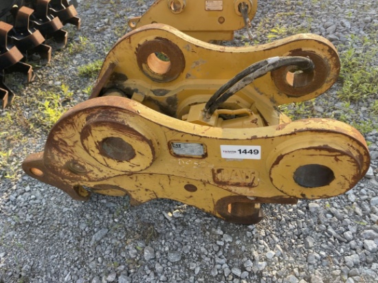 2014 CAT CB LINKAGE Hyd Quick Coupler