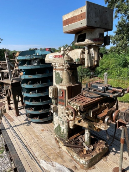Cincinnati Toolmaster Vertical Milling Machine
