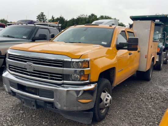 2016 CHEVROLET Silverado 3500 HD S/A Service Truck