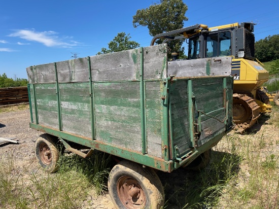 John Deere Grain Cart