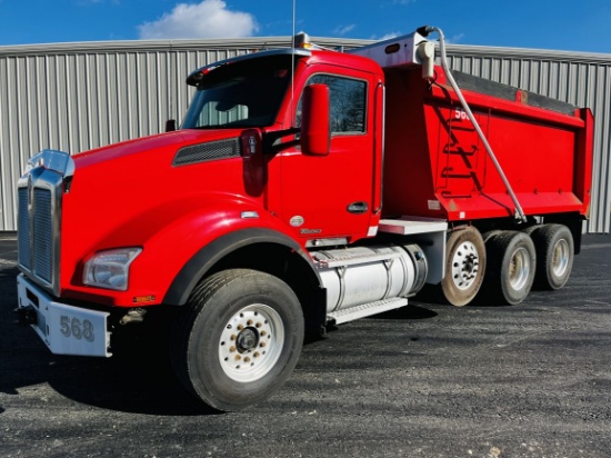 2018 KENWORTH T880 Tri-Axle Dump Truck
