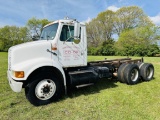 1995 INTERNATIONAL 8100  T/A Cab & Chassis