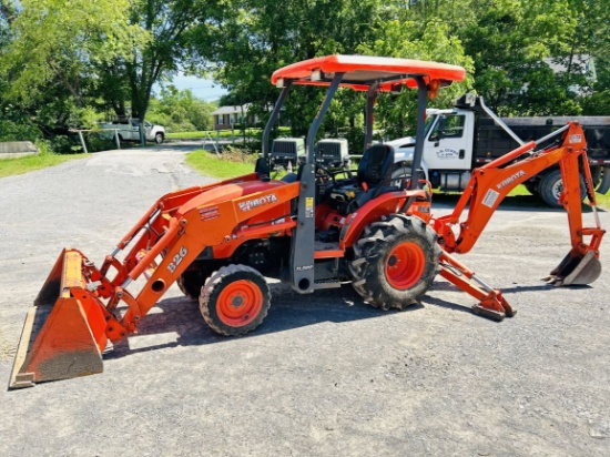2014  Kubota  B26 HST  Loader Backhoe Mini Backhoe