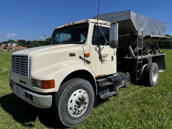 1998  International  4900  S/A Tender Truck
