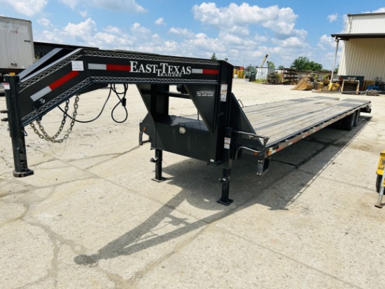 2021  East Texas Dual  T/A  Gooseneck Trailer
