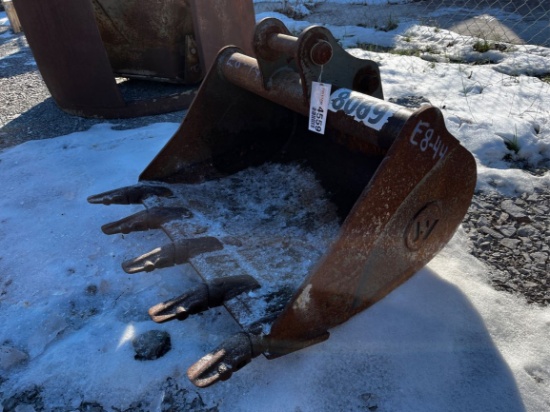 30” WACKER- NEUSON Excavator Bucket w/ Teeth WACKER-NEUSON   P/N : 5200016688