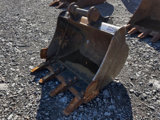 CAT  24" Mini Excavator Bucket