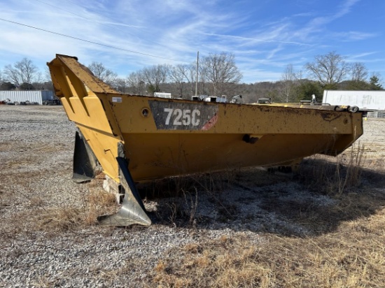 CAT 725C Articulated Truck Bed With Lift Cylinders