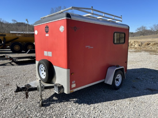 1998  WELLS CARGO  S/A  Enclosed  Tag Trailer