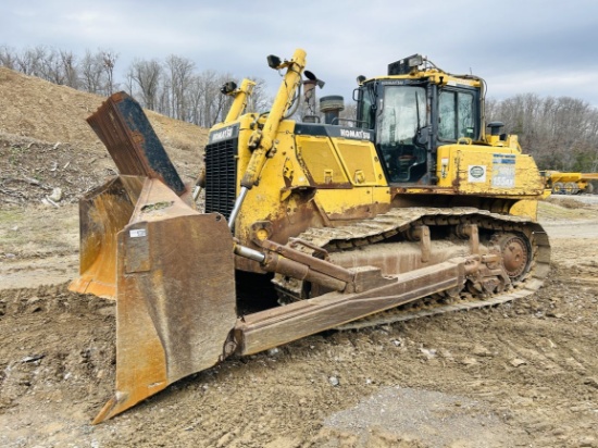 2017  Komatsu  D155AX-7  Crawler Tractor
