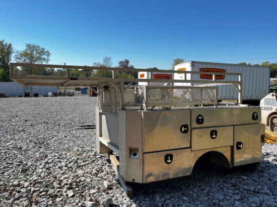 Aluminum Service Body with Ladder Rack