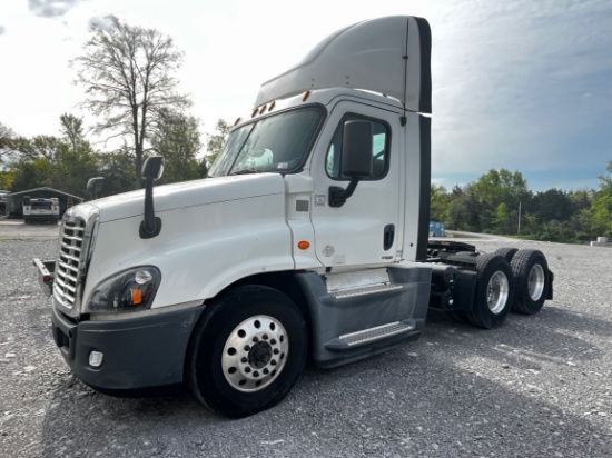 2016  FREIGHTLINER  Cascadia  T/A  Truck Tractor