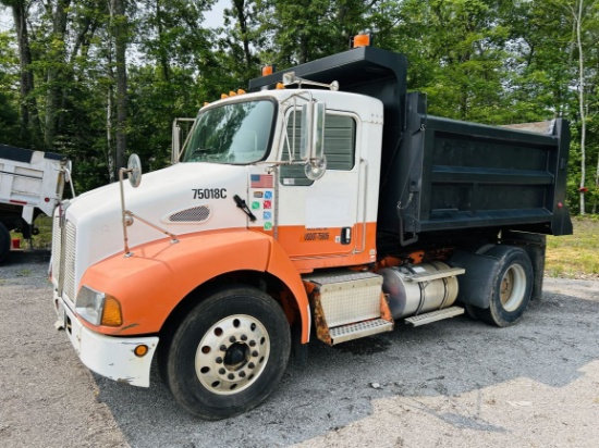 2005  KENWORTH  T300  S/A  Dump Truck