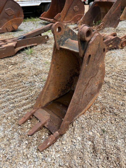 15" Excavator Bucket