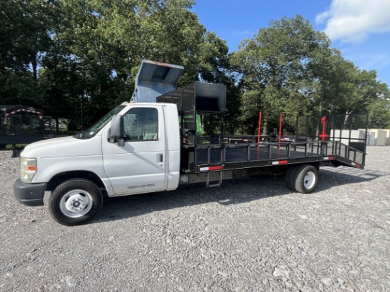2011  FORD  E-450  Landscape Truck