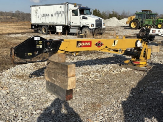 IMT 6025 10.5K Mechanics Truck Crane