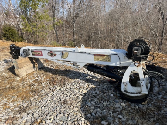 IMT 6025 10.5K Mechanics Truck Crane