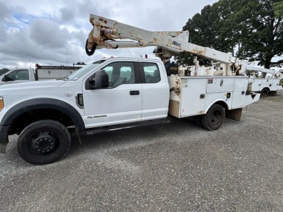 2017 Ford F550 XL Bucket Truck