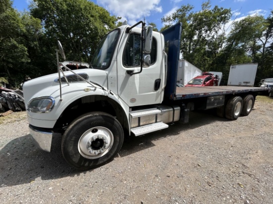 2015 FREIGHTLINER M2 T/A Flatbed Truck