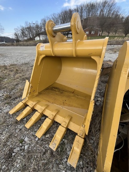 60" Rockland Bucket
