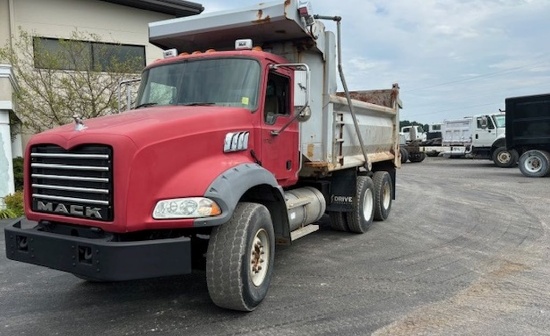 2006 Mack GU713 t/a Dump Truck