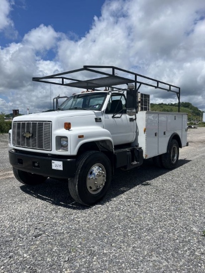 2002 Chevy C 7500, mechanics truck