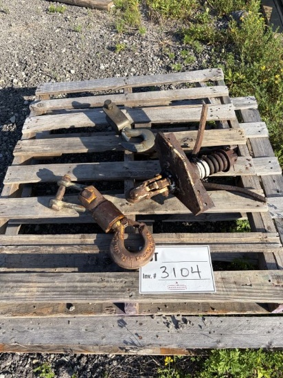 Rigging Hooks, (1) swivel