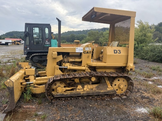 CAT D3 Dozer