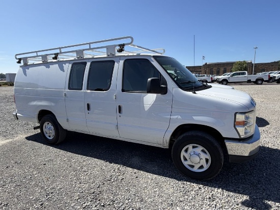 14 E-350 Super Duty Advanced Trac RSC