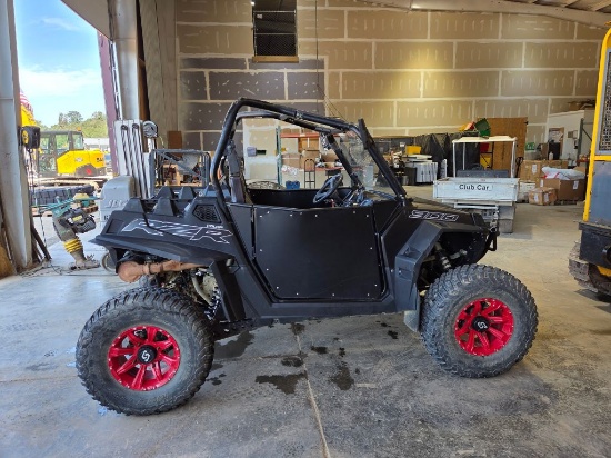 2014 Polaris RZR 900