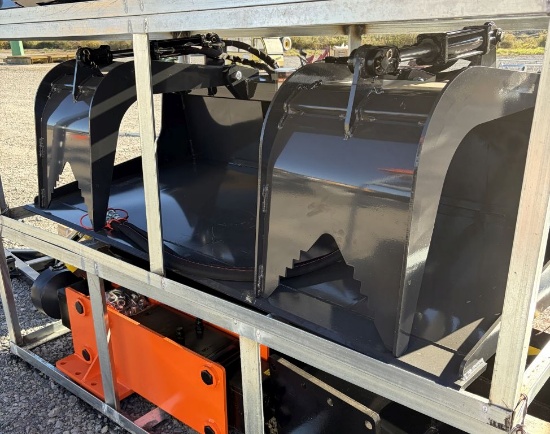 Wolverine Skid Steer Grapple Bucket