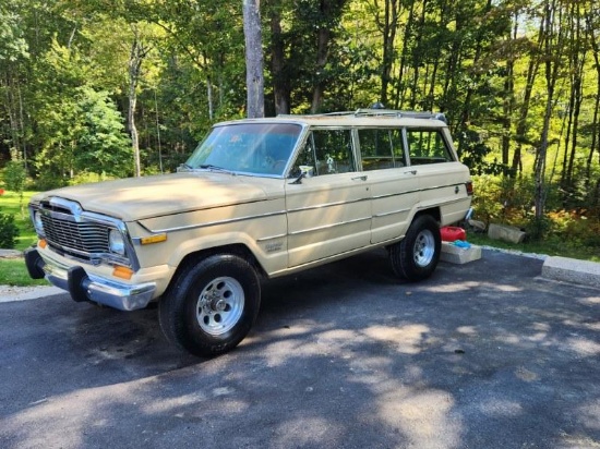 Jeep Wagoneer