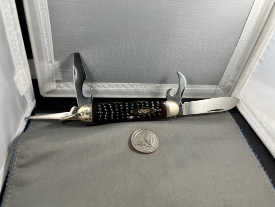 CASE XX 640045 R 4 BLADE CAMP KNIFE, APPEARS UNUSED, 6 DOT