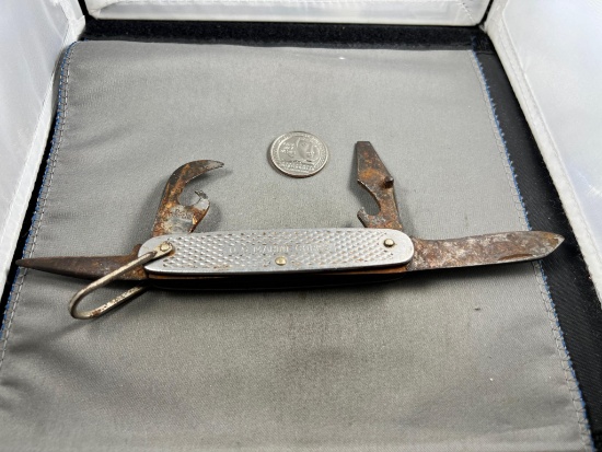 VINTAGE US MARINE CORPS CAMP KNIFE, NEEDS RESTORATION