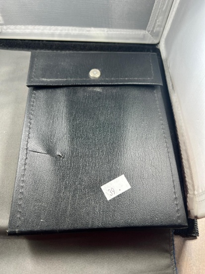 Small Knife roll, loops are a bit stretched out