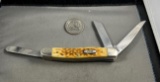 CASE XX 6318 SS 3 BLADE POCKET KNIFE, SIDE PANEL IS CHIPPED, APPEARS BLADE HAVE FACTORY EDGE ON THEM