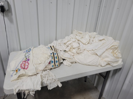 Assorted Linens, see pics, TABLE NOT INCLUDED