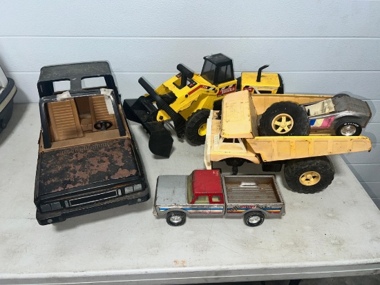 Toys Tonka, Tub some have damage