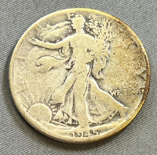 1945 US Walking Liberty Half Dollar, 90% Silver