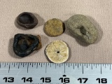 Arrowheads Artifacts Gaming Stones Cup stones Paint Cup lot of 5