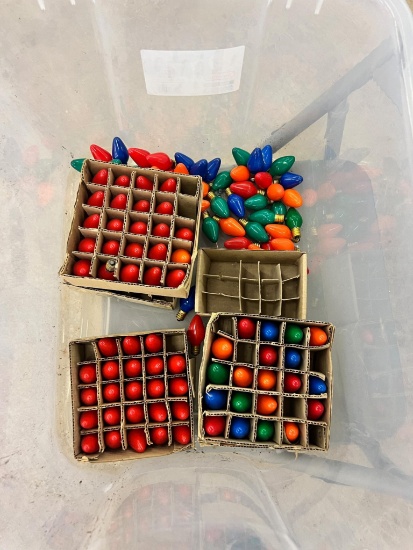 Tote of Christmas Light bulbs C 7 size