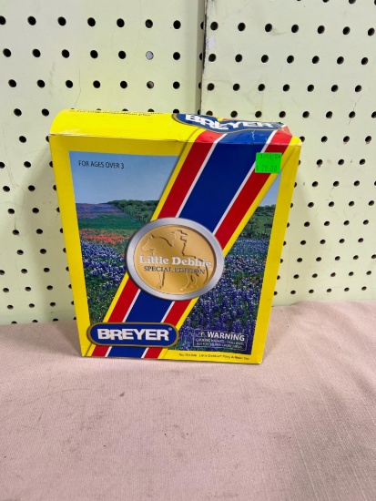 Little Debbie Breyer Set