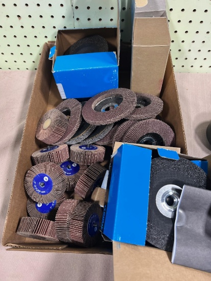 UNUSED Abrasive wheels and flapper wheels, some on mandrels, some for grinder