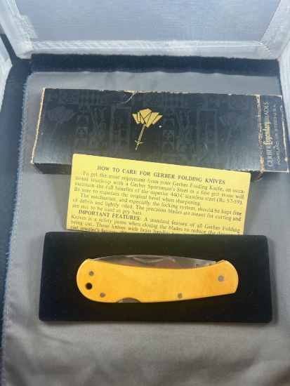 Pocket Knife Gerber 97223 never carried MINT condition lock back