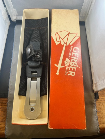 Gerber 5301 Clip-Lock Survivor Knife w/Sheath and original box