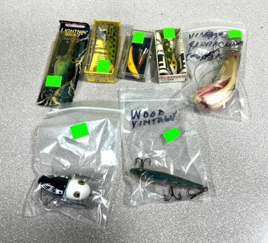 Fishing Lures lot of 7 including Heddon Crawler, Flatfish