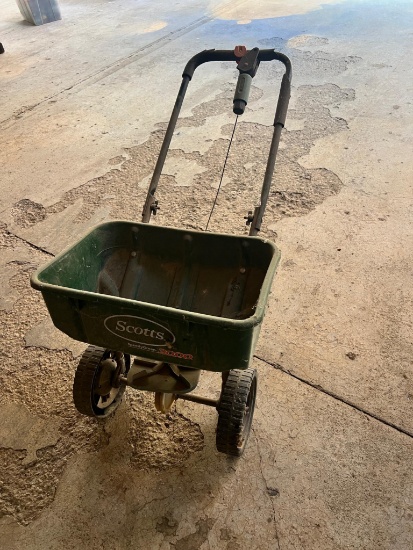 Scotts Seed Spreader