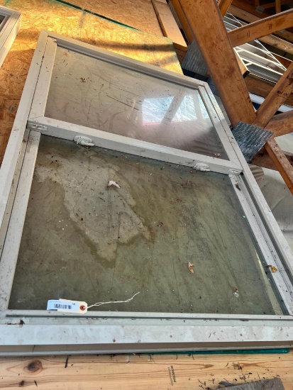 Simonton Replacement Window 61 1/2" x 40 1/4" double hung, cream color
