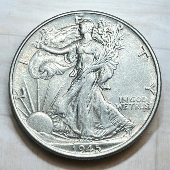 1945 US Walking Liberty Half Dollar, 90% Silver