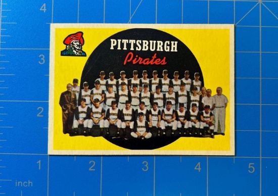 Pirate Team  1959 Topps Baseball #528 Clemente